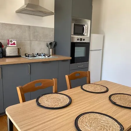 Spacieux T3 Avec Jardin Et Clim *