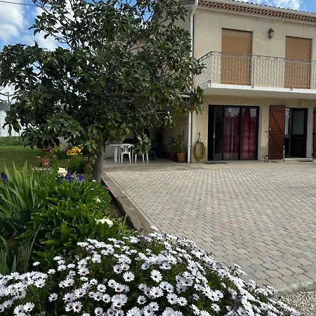 Spacieux T3 Avec Jardin Et Clim Apartment Hyeres